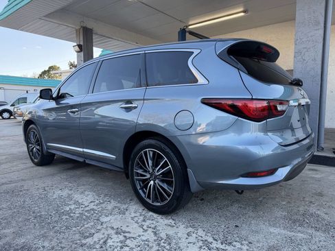 Used 2018 INFINITI QX60 Base 4dr SUV image 4