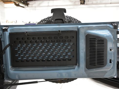 Used 2023 Ford Bronco Everglades image 57