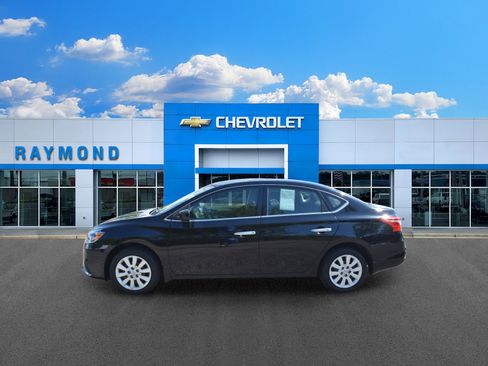 Used 2019 Nissan Sentra S FWD image 6