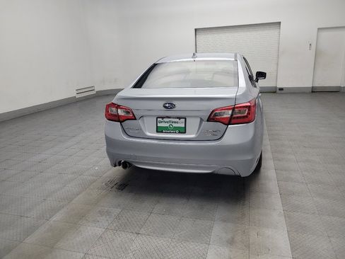 Used 2017 Subaru Legacy 2.5i Premium image 7