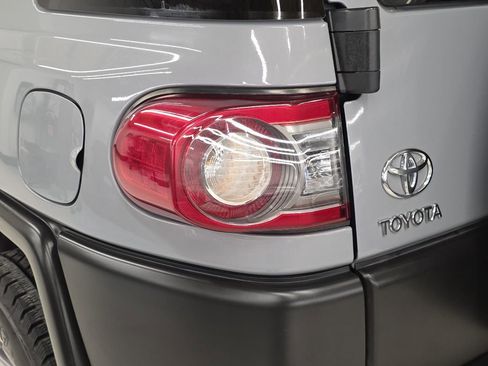 Used 2014 Toyota FJ Cruiser Upgrade Package w/ Upgrade Package image 54