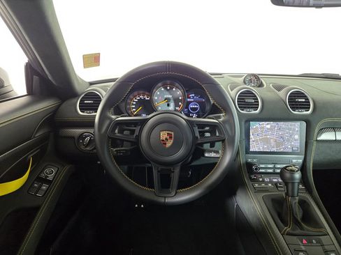Used 2025 Porsche 718 Cayman GT4 RS RWD image 11