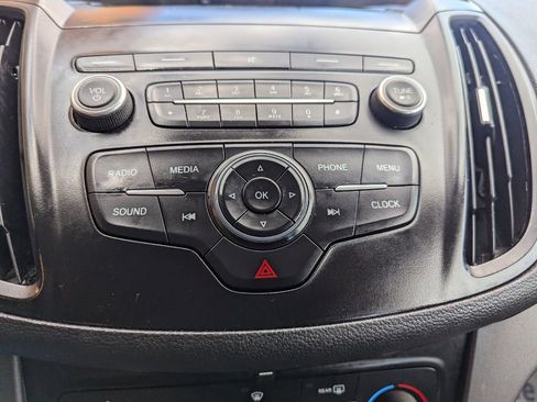 Used 2019 Ford Escape S image 16