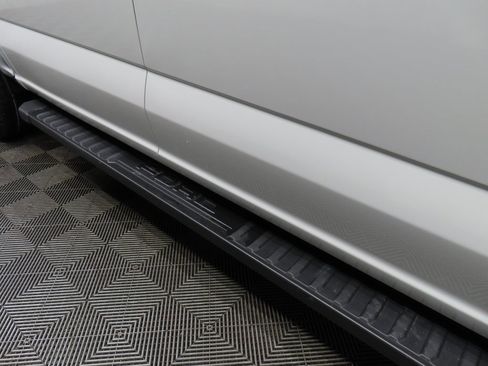 Used 2023 Ford F150 Lariat image 47