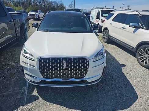 Used 2025 Lincoln Corsair Grand Touring w/ Equipment Group 301A image 1