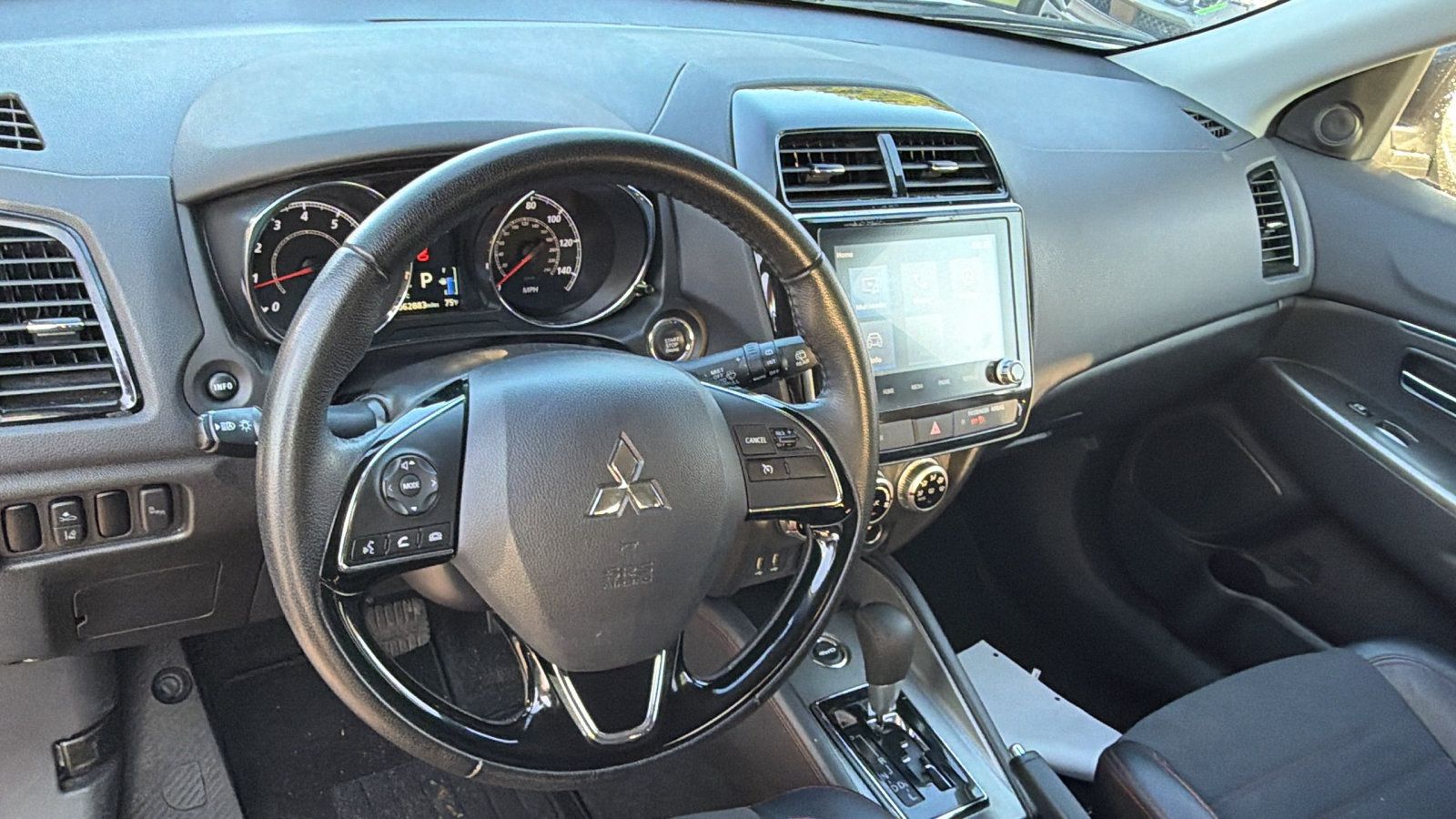 Used 2024 Mitsubishi Outlander Sport AWD image 24