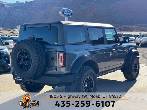 Used 2023 Ford Bronco Wildtrak image 7