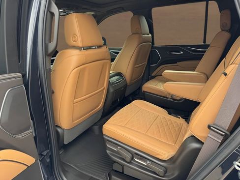 Certified 2024 Cadillac Escalade Sport w/ Touring Package AWD/4WD image 20