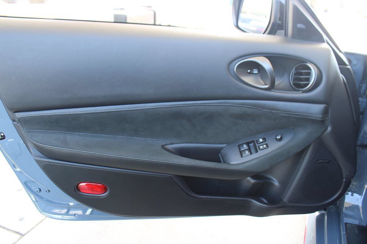 Used 2024 Nissan Z NISMO w/ Floor Mat Package RWD image 35