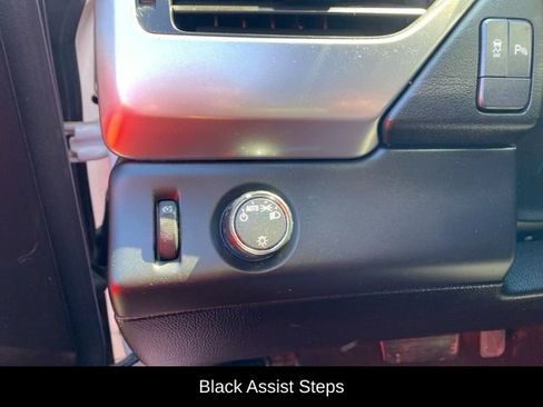 Used 2016 Chevrolet Tahoe 2WD image 16