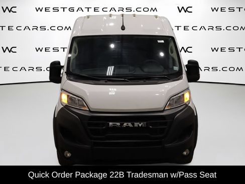 Used 2024 RAM ProMaster 2500 w/ Convenience Group FWD image 2