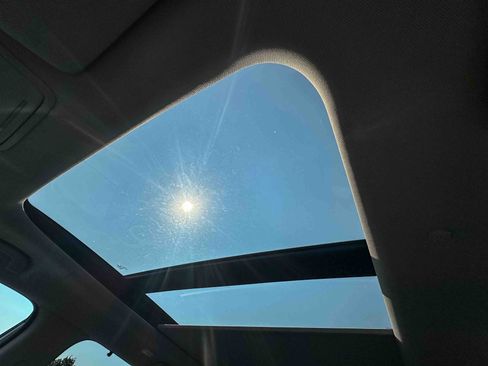 New 2025 Honda Pilot Touring image 26