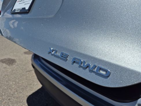 Certified 2025 Toyota Highlander XLE AWD/4WD image 22