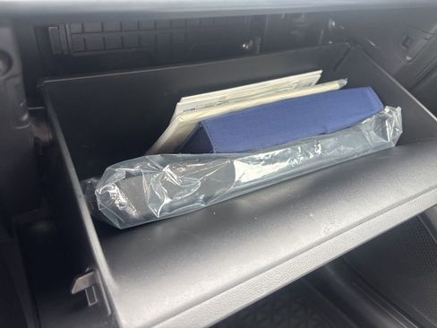 Certified 2025 Hyundai Santa Cruz SE AWD/4WD image 27