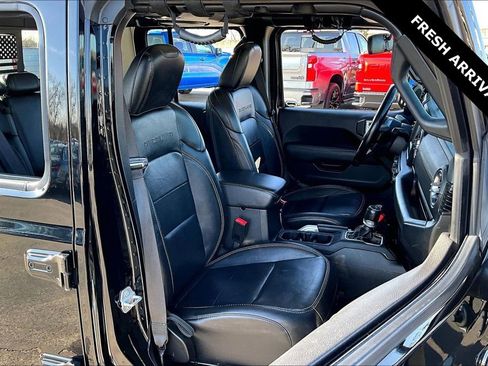 Used 2020 Jeep Gladiator Overland w/ LED Lighting Group image 28