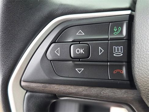 Used 2022 Jeep Grand Cherokee L Limited image 26