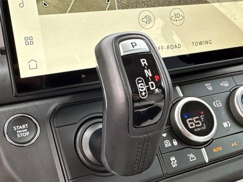 New 2026 Land Rover Defender 110 X-Dynamic SE image 27