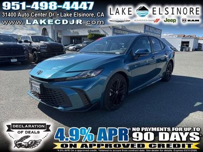 Used 2025 Toyota Camry SE w/ Convenience Package