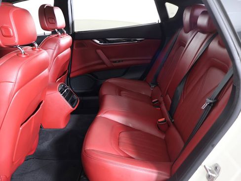 Used 2017 Maserati Quattroporte S GranLusso image 38