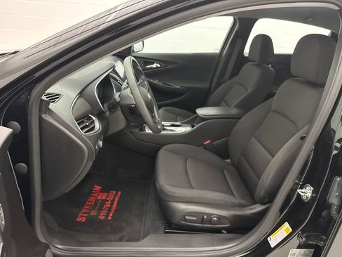 Used 2022 Chevrolet Malibu LS w/ Driver Confidence Package II FWD image 16
