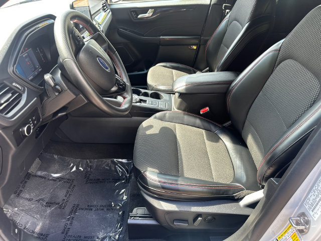 Used 2025 Ford Escape ST-Line AWD/4WD image 27