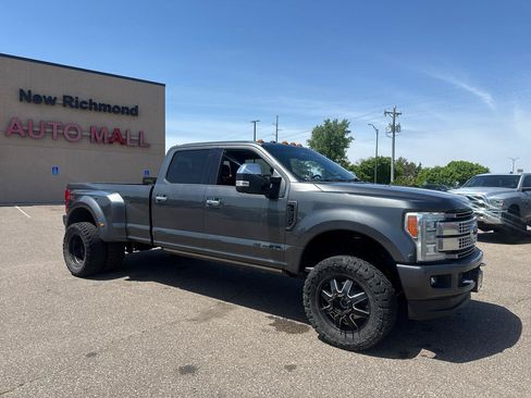 Used 2017 Ford F350 Platinum w/ Platinum Ultimate Package AWD/4WD image 7