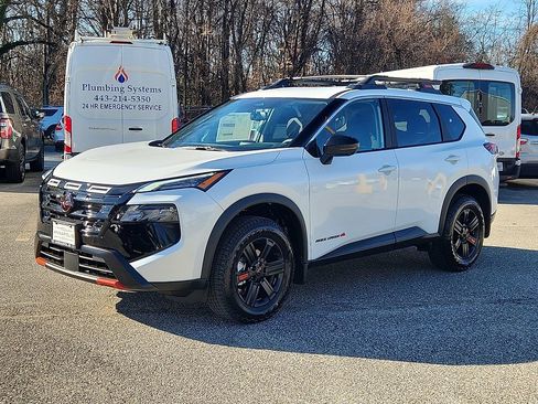 New 2026 Nissan Rogue SV w/ Rock Creek Premium Package AWD/4WD image 2