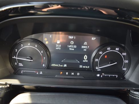 Used 2022 Lincoln Corsair AWD w/ Equipment Group 101A image 10