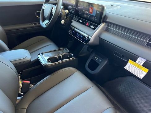 New 2026 Hyundai Ioniq 5 SEL RWD image 16
