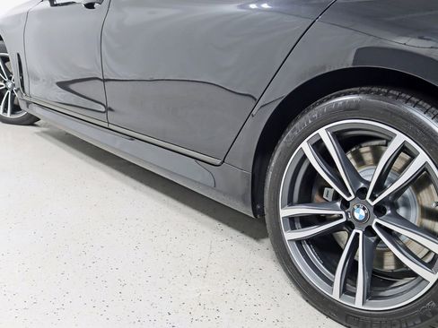 Used 2020 BMW 750i xDrive w/ Executive Package image 12