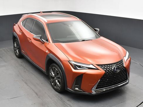 Used 2019 Lexus UX 250h F Sport w/ F Sport Premium Package AWD/4WD image 22