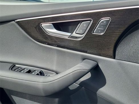 New 2026 Audi Q8 Premium Plus image 10