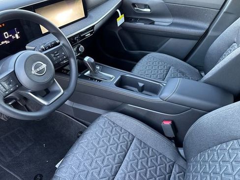 New 2025 Nissan Kicks SV image 10