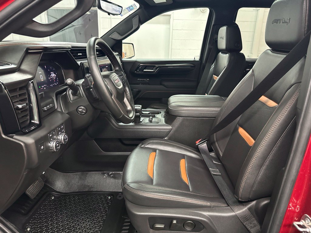 Used 2026 GMC Sierra 1500 AT4 w/ AT4 Premium Package AWD/4WD image 19