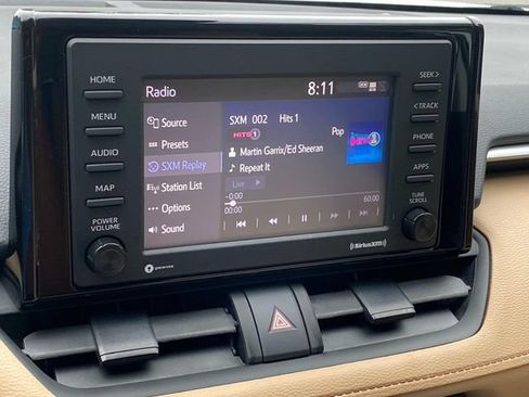 Used 2022 Toyota RAV4 XLE FWD image 23