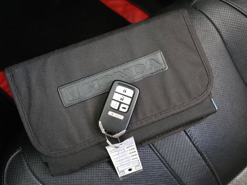 Used 2017 Honda Civic EX-L image 28