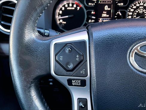 Used 2018 Toyota Tundra Limited image 11