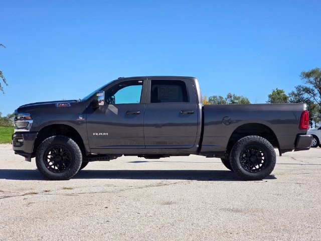 Used 2026 RAM 2500 Laramie AWD/4WD image 5