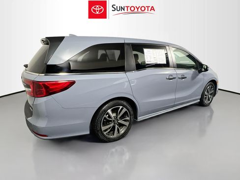 Used 2024 Honda Odyssey Touring image 4