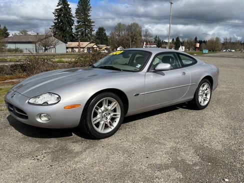 Used 2001 Jaguar XK8 Coupe RWD image 27