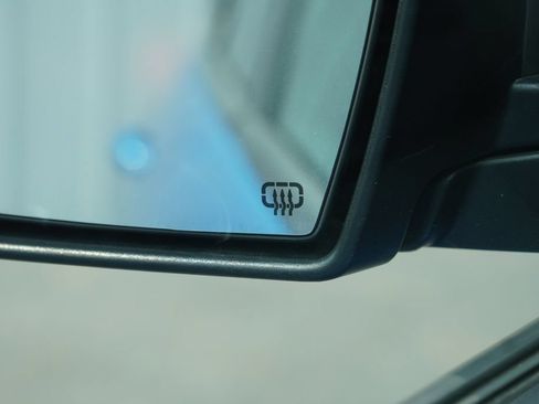 Used 2019 Jeep Cherokee Trailhawk AWD/4WD image 33