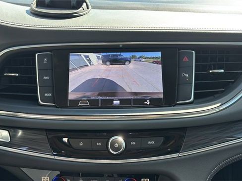 Used 2021 Buick Enclave Essence w/ Sound and Sites Package image 13