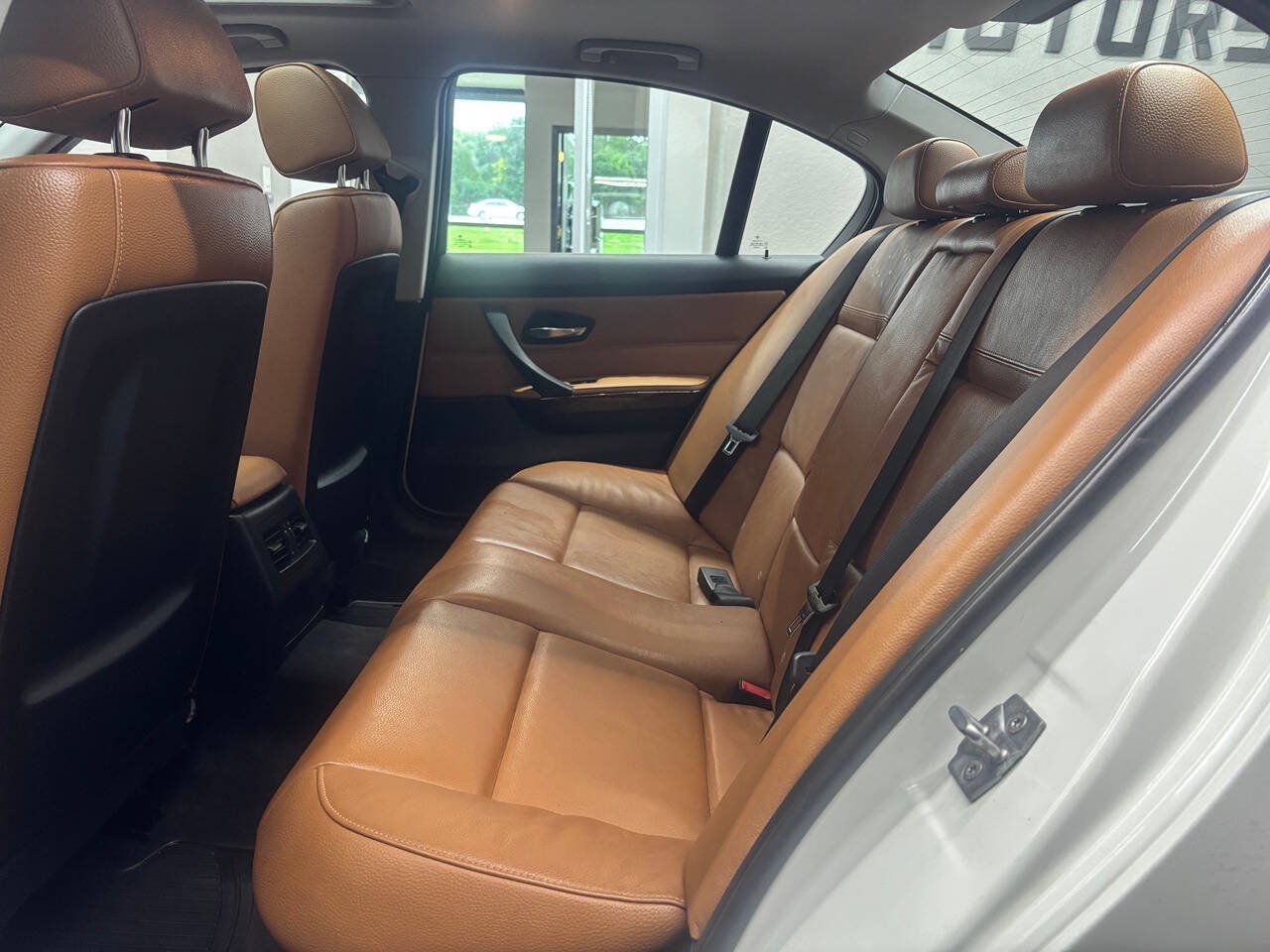 Used 2011 BMW 328i xDrive Sedan AWD/4WD image 22