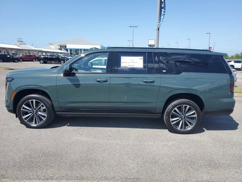 New 2026 Cadillac Escalade ESV Sport w/ Touring Package image 2