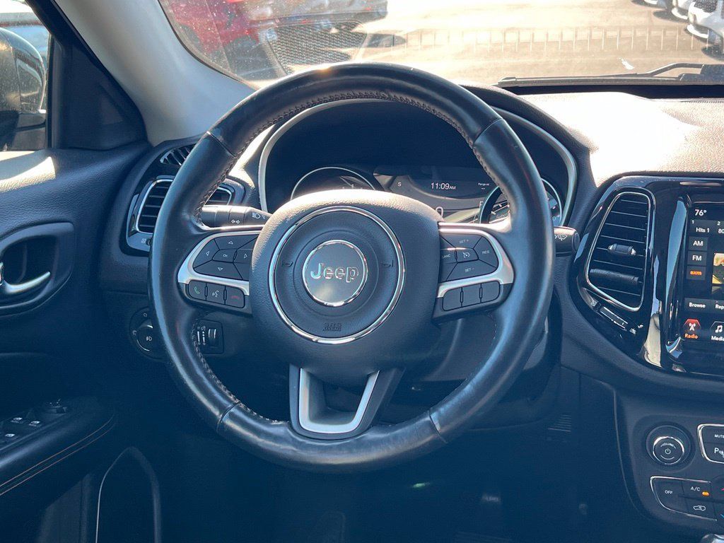 Used 2018 Jeep Compass Limited w/ Navigation Group FWD image 15