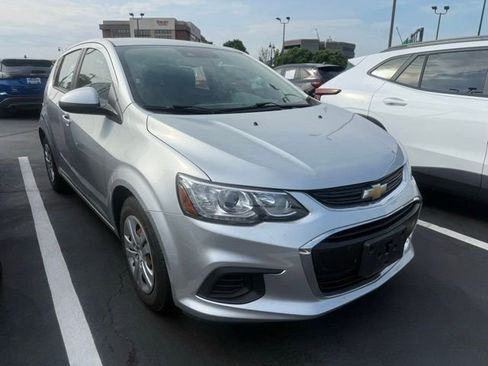 Used 2020 Chevrolet Sonic LT FWD image 3