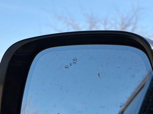 Used 2022 Nissan Armada SV w/ Cargo Package image 22