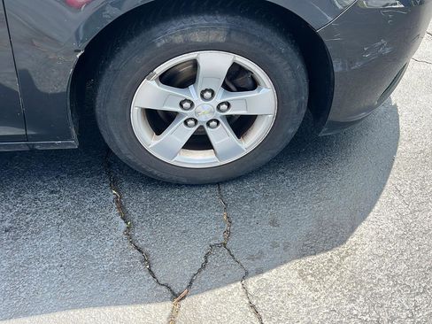 Used 2014 Chevrolet Malibu LS image 27