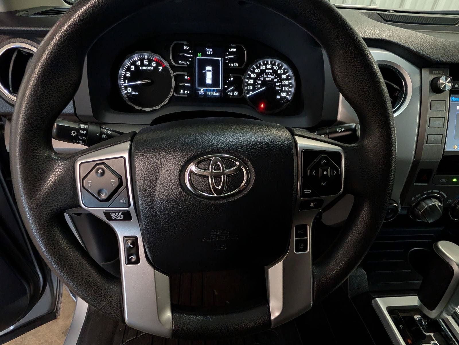 Used 2018 Toyota Tundra SR5 w/ SR5 Upgrade Package AWD/4WD image 17