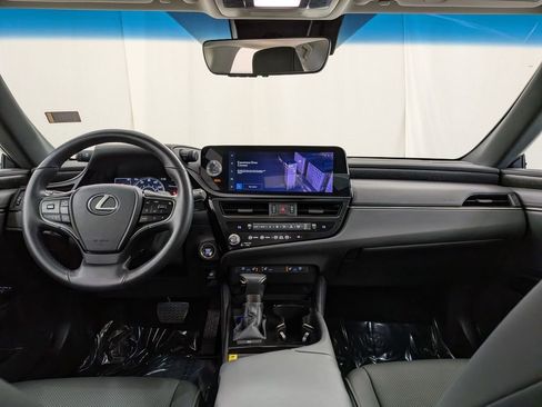 Used 2023 Lexus ES 350 w/ Premium Package image 13
